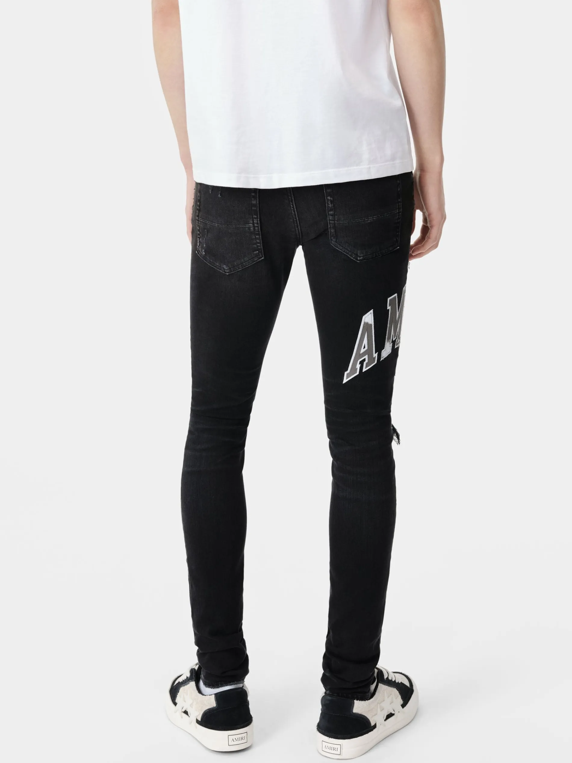 AMIRI Denim<VARSITY LOGO REPAIR JEAN Vintage Black